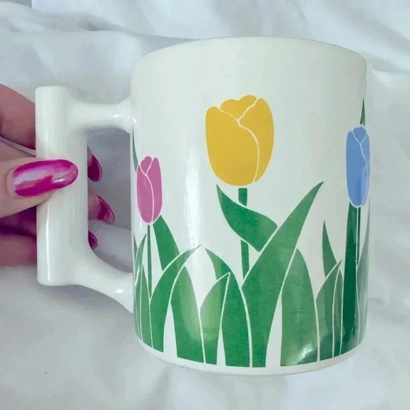 Vintage 1989 FTDA Tulip Flower Coffee Cup Mug Cottagecore MCM Shabby Chic - Picture 1 of 10